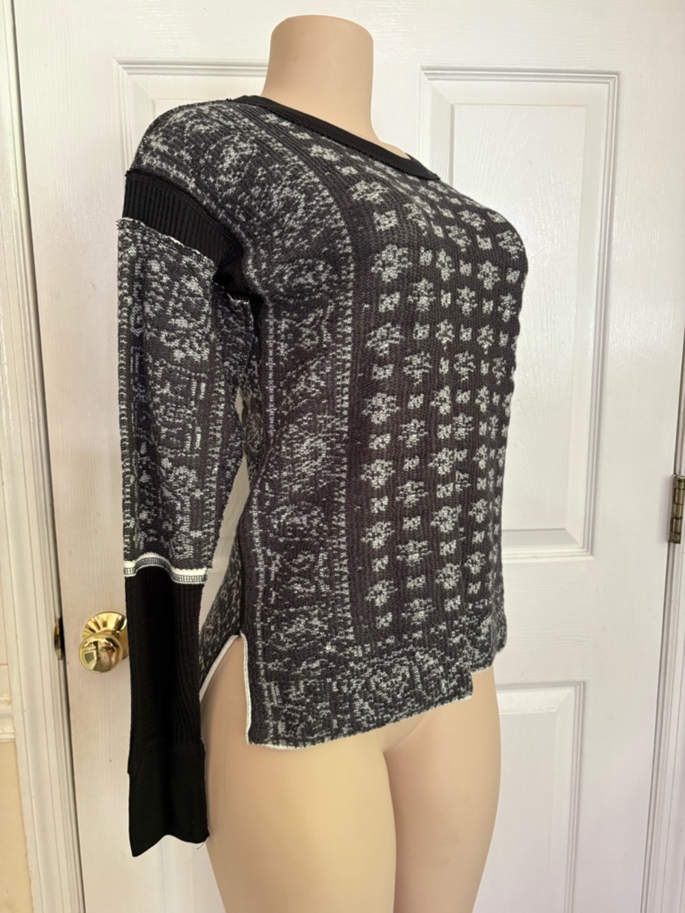 Free People Stevie Layering Top XS Black White Reversible Boho Thermal Long Knit